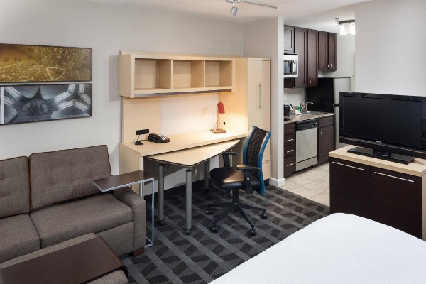 TownePlace Suites by Marriott Columbia Southeast/Fort Jackson image 1