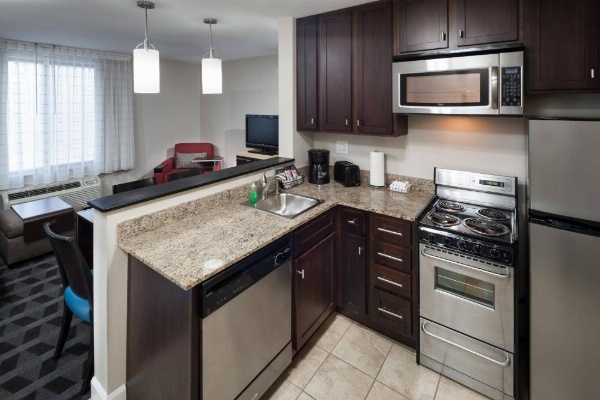 TownePlace Suites by Marriott Columbia Southeast/Fort Jackson image 13