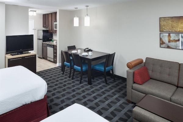 TownePlace Suites by Marriott Columbia Southeast/Fort Jackson image 6